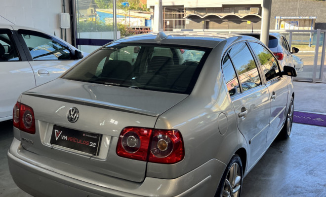 VW - VolksWagen Polo Sed./Sed. COMF. 2.0/2.0 Flex 8V 4p 2009 Flex-2