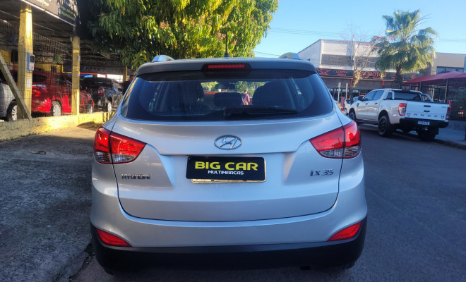 Hyundai ix35 2.0 16V 170cv 2WD/4WD Mec. 2011 Gasolina-4