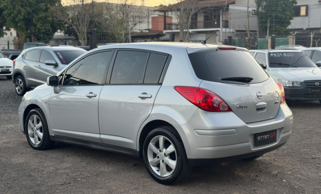 Nissan TIIDA Sedan 1.8 16V Flex Fuel 4p 2012 Flex-1
