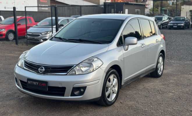 Nissan TIIDA Sedan 1.8 16V Flex Fuel 4p 2012 Flex
