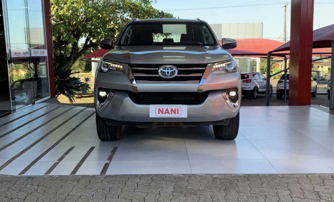 Toyota Hilux CD SRX 4x4 2.8 TDI 16V Diesel Aut. 2018 Diesel-0