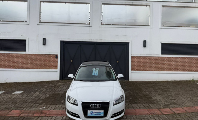 Audi A3 Sportback 2.0 16V TFSI S-tronic 2011 Gasolina