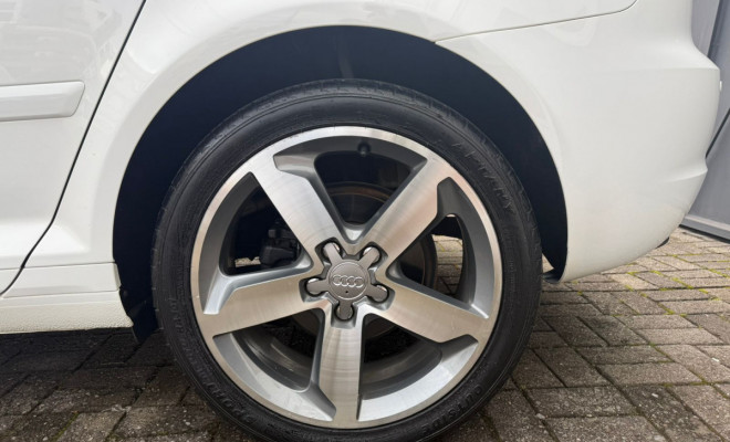 Audi A3 Sportback 2.0 16V TFSI S-tronic 2011 Gasolina-8
