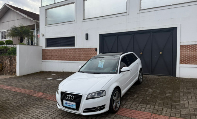 Audi A3 Sportback 2.0 16V TFSI S-tronic 2011 Gasolina-0