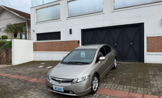 Honda Civic Sedan LXS 1.8/1.8 Flex 16V Mec. 4p 2008 Flex-1