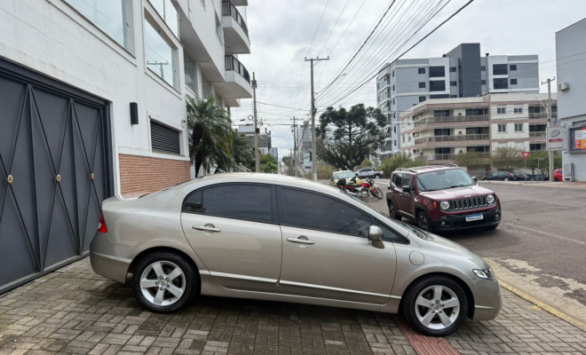 Honda Civic Sedan LXS 1.8/1.8 Flex 16V Mec. 4p 2008 Flex-2
