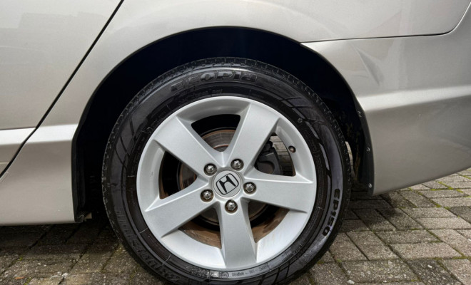 Honda Civic Sedan LXS 1.8/1.8 Flex 16V Mec. 4p 2008 Flex-7