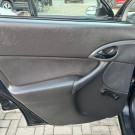 Ford Focus 1.6 S/SE/SE Plus Flex 8V/16V  5p 2008 Flex-18