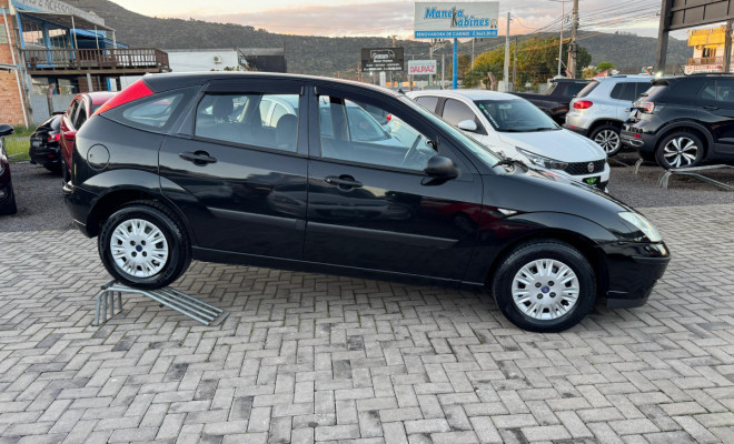 Ford Focus 1.6 S/SE/SE Plus Flex 8V/16V  5p 2008 Flex-14