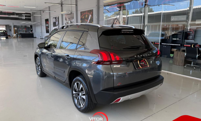 Peugeot 2008 Griffe 1.6 Turbo Flex 16V 5p Aut. 2023 Flex-9