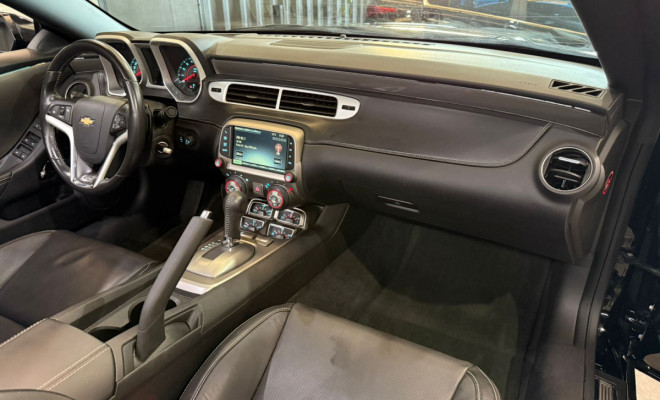 GM - Chevrolet Camaro SS Conversível 6.2 V8 16V 2015 Gasolina-15