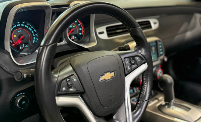 GM - Chevrolet Camaro SS Conversível 6.2 V8 16V 2015 Gasolina-10