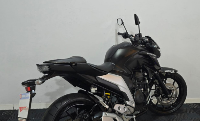 YAMAHA FZ25 250 FAZER FLEX 2022 Gasolina-1
