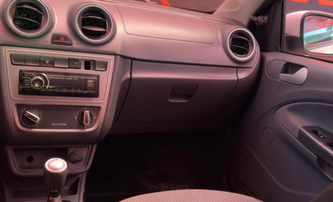 VW - VolksWagen Gol City (Trend) 1.0 Mi Total Flex 8V 2p 2013 Flex-2