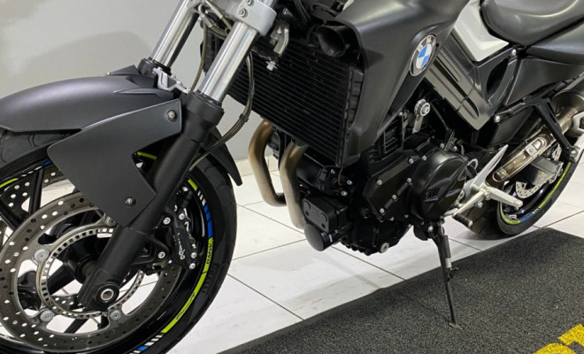 BMW F 800 R 2012 Gasolina-9