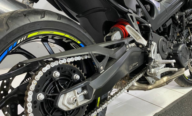 BMW F 800 R 2012 Gasolina-4