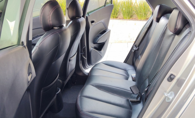 Hyundai HB20S Comfort Plus 1.0 TB Flex 12V Mec. 2017 Flex-11