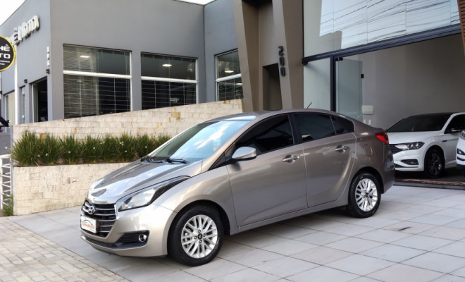Hyundai HB20S Comfort Plus 1.0 TB Flex 12V Mec. 2017 Flex-0