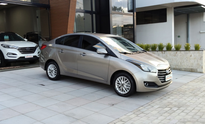 Hyundai HB20S Comfort Plus 1.0 TB Flex 12V Mec. 2017 Flex