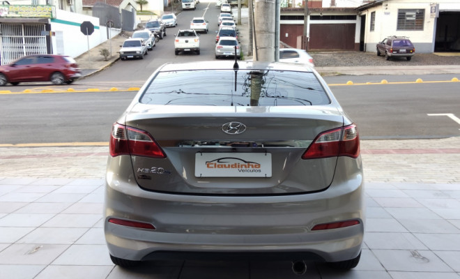 Hyundai HB20S Comfort Plus 1.0 TB Flex 12V Mec. 2017 Flex-4