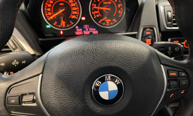 BMW 120iA Sport 2.0 16v TB ActiveFlex Aut. 2016-8