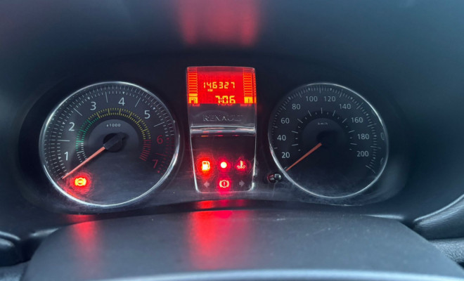 Renault Clio RN/Alizé/Expr./1.0 Hi-Power 16V 5p 2013 Flex-8