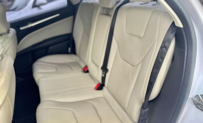 Ford Fusion Titanium 2.0 GTDI Eco. Awd Aut. 2018 Gasolina-8