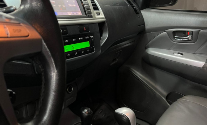 Toyota Hilux CD SRV D4-D 4x4 3.0 TDI Diesel Aut 2014-3