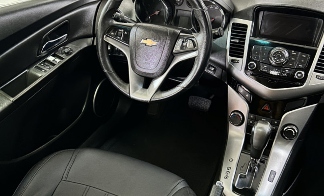 GM - Chevrolet CRUZE Sport LTZ 1.4 16V TB Flex 5p Aut. 2017 Flex-4