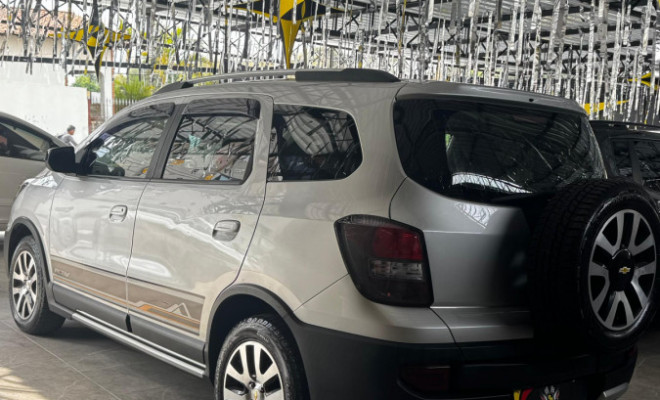 GM - Chevrolet SPIN ACTIV 1.8 8V Econo. Flex 5p Aut. 2017 Flex-1