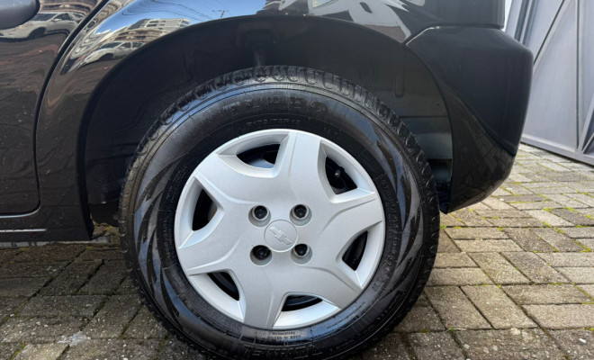 GM - Chevrolet Celta Spirit/ LT 1.0 MPFI 8V FlexP. 5p 2015 Flex-8