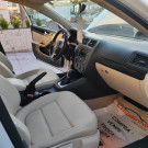 VW - VolksWagen JETTA Comfortline 2.0 T.Flex 8V 4p Tipt. 2013 Flex-8