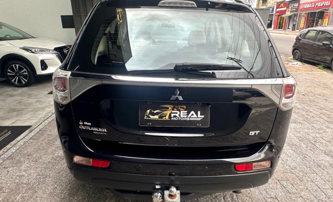Mitsubishi OUTLANDER 3.0/ GT 3.0 V6 Aut. 2014 Gasolina-4