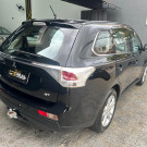 Mitsubishi OUTLANDER 3.0/ GT 3.0 V6 Aut. 2014 Gasolina-3