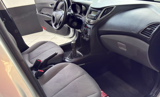 Hyundai HB20S C.Plus/C.Style 1.6 Flex 16V Mec.4p 2015 Flex-0