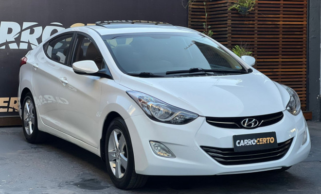 Hyundai Elantra GLS 1.8 Aut. 2013  Interior CARAMELO   C/teto solar-1