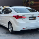 Hyundai Elantra GLS 1.8 Aut. 2013  Interior CARAMELO   C/teto solar-3