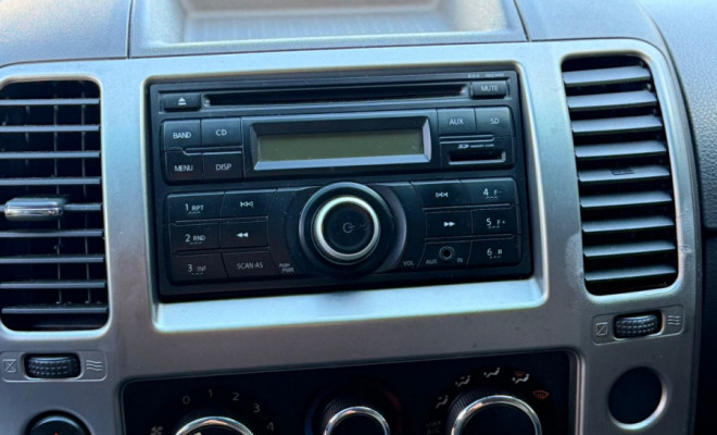 Nissan Frontier SV AT.CD 4x4 2.5 TB Diesel Mec. 2015 Diesel-10