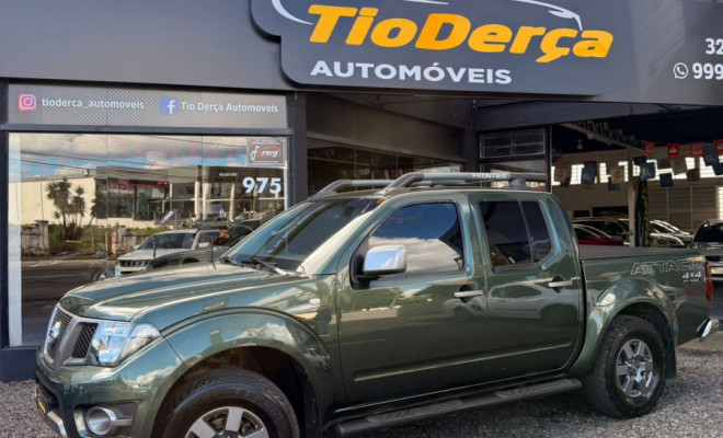 Nissan Frontier SV AT.CD 4x4 2.5 TB Diesel Mec. 2015 Diesel-0