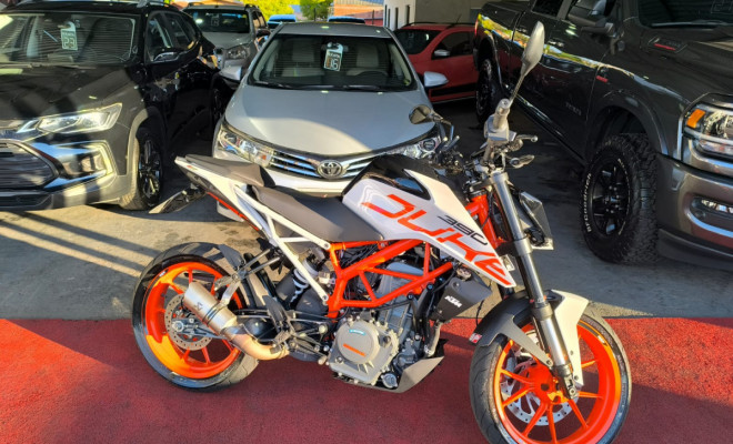KTM DUKE 390