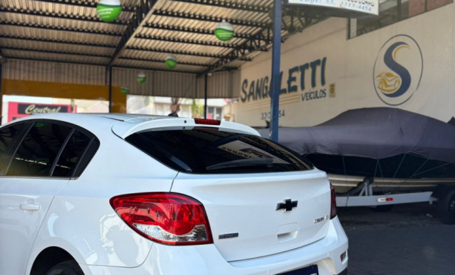 GM - Chevrolet CRUZE HB Sport LT 1.8 16V FlexP. 5p Mec 2013 Flex-3