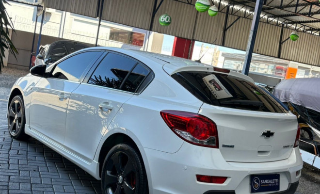GM - Chevrolet CRUZE HB Sport LT 1.8 16V FlexP. 5p Mec 2013 Flex-4
