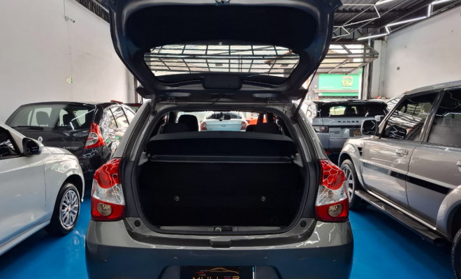 Toyota ETIOS XS 1.5 Flex 16V 5p Mec. 2018 Flex-5