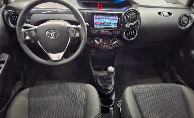 Toyota ETIOS XS 1.5 Flex 16V 5p Mec. 2018 Flex-8