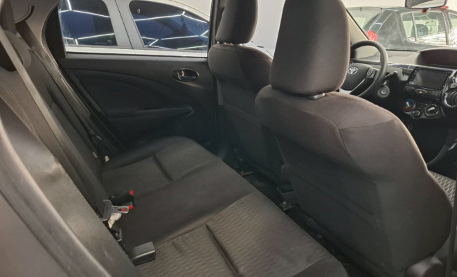 Toyota ETIOS XS 1.5 Flex 16V 5p Mec. 2018 Flex-21