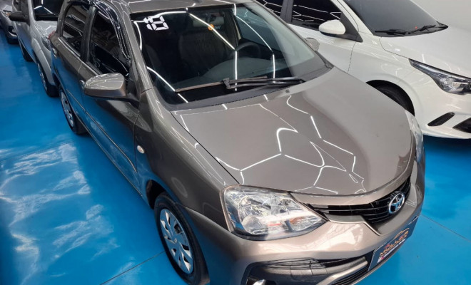 Toyota ETIOS XS 1.5 Flex 16V 5p Mec. 2018 Flex-17