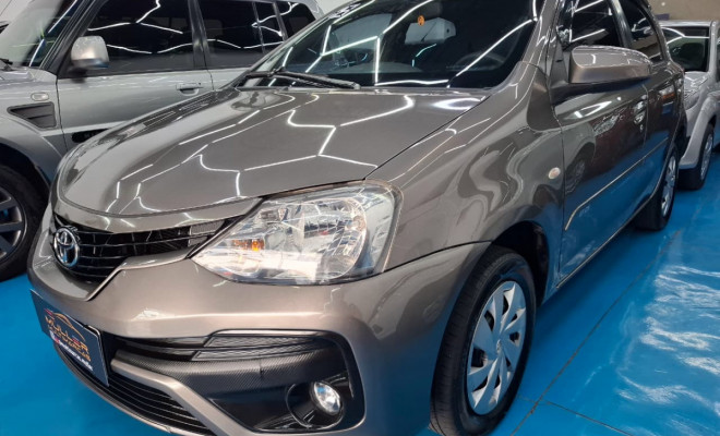 Toyota ETIOS XS 1.5 Flex 16V 5p Mec. 2018 Flex-1