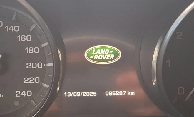 Land Rover Range R.EVOQUE Prestige 2.2 5p Dies. 2015 Diesel - BLINDADA-9