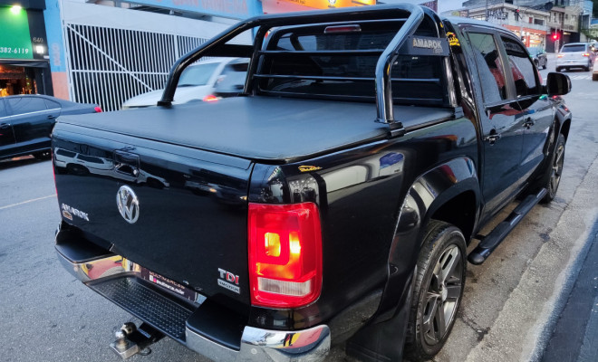 VW - VolksWagen AMAROK High.CD 2.0 16V TDI 4x4 Dies. Aut 2012-4