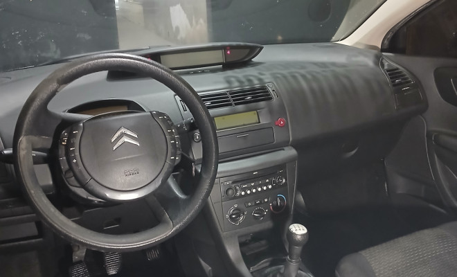 Citroën C4 GLX 1.6 Flex 16V 5p Mec. 2013 Flex-10